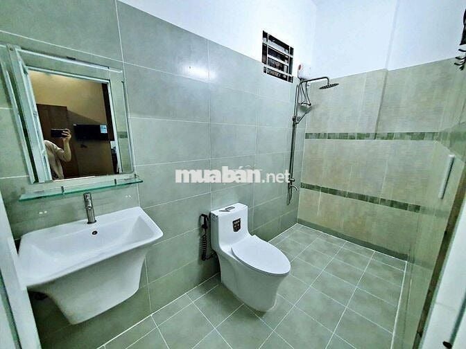 KHAI TRƯƠNG CHDV STUDIO BAN CÔNG VIEW THÀNH PHỐ NGAY PHỐ ẨM THỰC