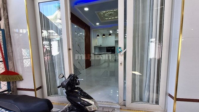 Bán nhà 1trệt, 1lầu, Hẻm Chánh Hưng, P10, Q8. Ngang 3,5m x Dài 10m.