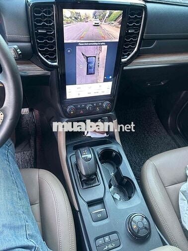 Ford Everest 2022 Titanium Plus 4x4 58000 km Đen