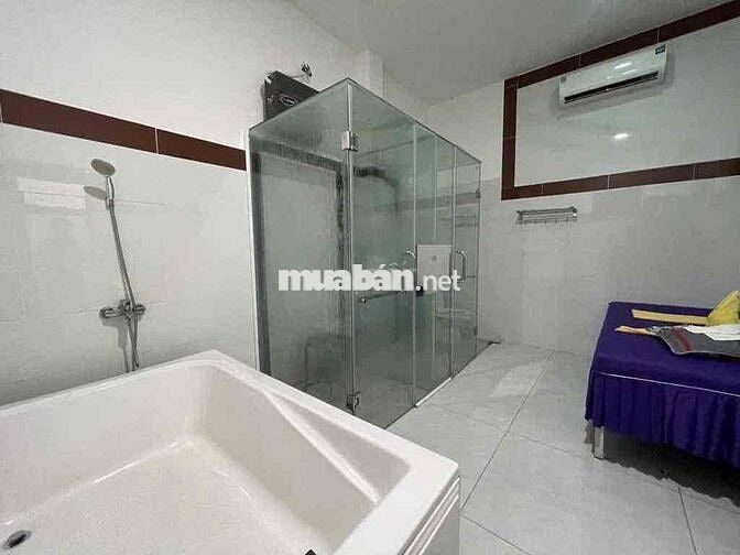 CHDV 3 LẦU – 12 PHÒNG CHO THUÊ – HẺM 8M - 4.5 x 24 - Giá 7ty390