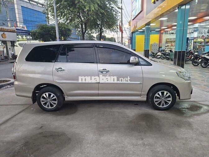 chính chủ cà vẹt bán inova 2015 số sàn.bstphcm