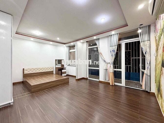 Chung cư mini Full nội thất Ban công lớn  ngay Vòng Xoay Trung Sơn