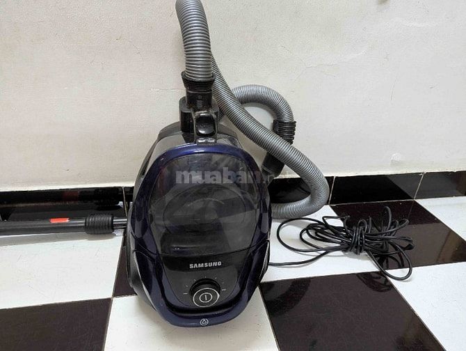 Bán máy hút bụi hiệu Samsung như hình