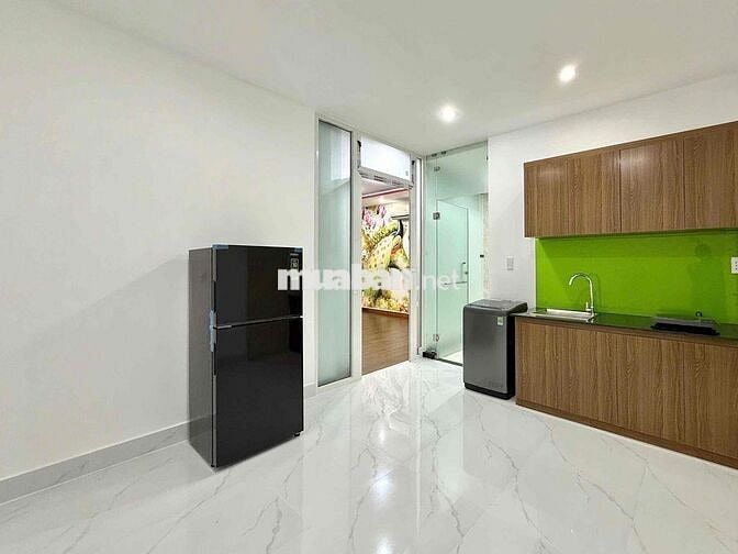 Chung cư mini Full nội thất Ban công lớn  ngay Vòng Xoay Trung Sơn