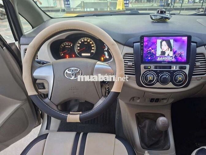 chính chủ cà vẹt bán inova 2015 số sàn.bstphcm