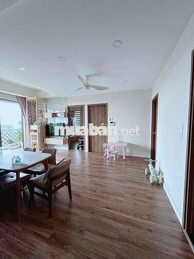 Chính chủ cần bán gấp căn hộ MIZUKI  MP3 căn góc lầu cao view đẹp