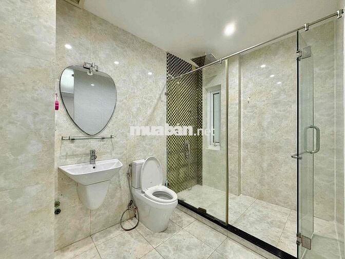 Chung cư mini Full nội thất Ban công lớn  ngay Vòng Xoay Trung Sơn