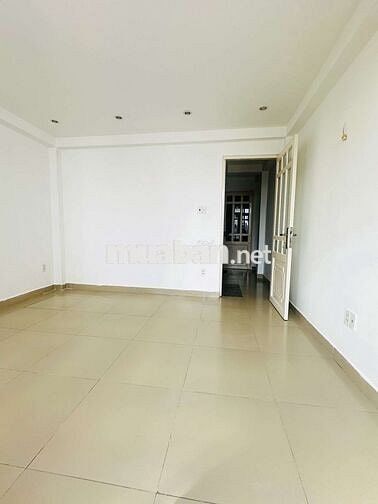 NHÀ HXH 40m2,  5 TẦNG TÂN BÌNH GIÁP Q11, Q10 , CHỈ 5 9 TỶ