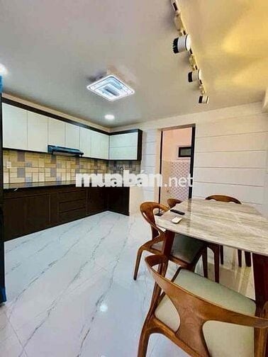 NHÀ 5 TẦNG FULL NỘI THẤT HXH HOÀN CÔNG CHUẨN CHỈ 6.1T NHÀ BÈ