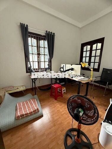 Giá siêu sập hầm còn 7 tỷ 9Nhà 3,5 Mê Kẹp cổng, Đường Dương văn An