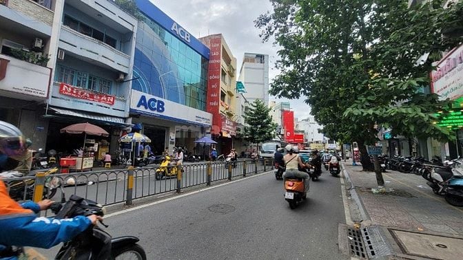 2 Mặt tiền Trần Quang Khải Q1, DT 4x15,2m 60m2, 3 lầu, duy nhất 28,9ty