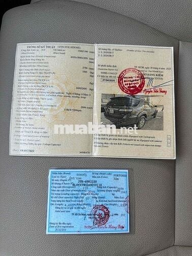 Toyota Fortuner 2010 2.7V 4x4 AT -