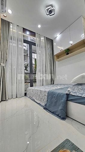 2lầu nthất c.cấp Mặt Tiền Nguyễn Trường Tộ gần Cầu Kiệt, H.B.Trưng Q.1