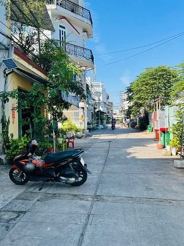 Bán nhà 5 tầng Hxh 8m Trương Phước Phan gara oto chỉ 7.7 tỷ