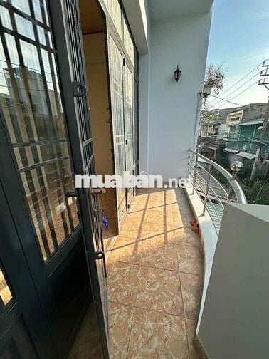 Cho thuê nhà hẻm xe hơi đường Tân Hoà Đông - BTĐ - Bình Tân