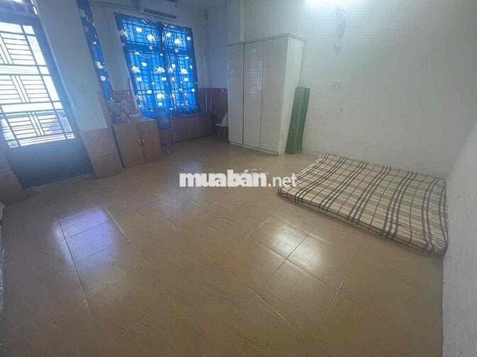 phòng trọ trong nhà nguyên căn 25m2 170 trần thị trọng phường 15 TB