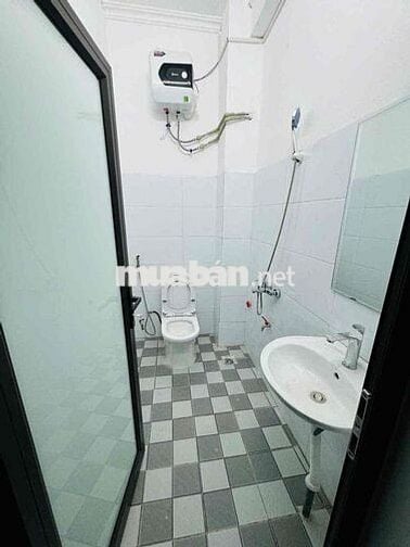 Chỉ 2tr8, cho thuê phòng trọ gần ngay ga tàu Minh Khai Cầu Diễn