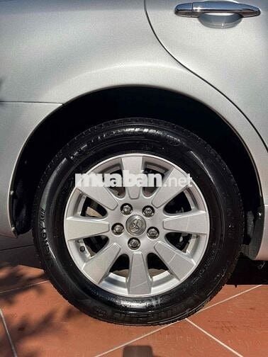 Toyota Camry 2006 - 120000 km