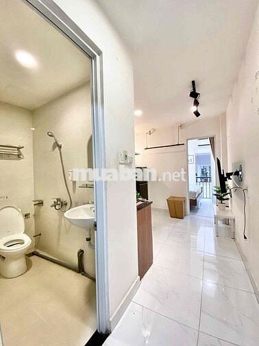 Cho Thuê Căn Hộ 1pn Tách Bếp Ban Công Thoáng Full NT Bến Thành Quận 1