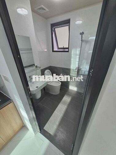 CHO THUÊ PHÒNG FULL NỘI THẤT, BAN CÔNG NGAY CỔ NHUẾ ĐH MỎ ĐỊA CHẤT