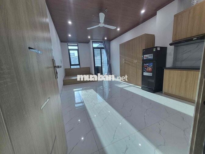 CHO THUÊ PHÒNG FULL NỘI THẤT, BAN CÔNG NGAY CỔ NHUẾ ĐH MỎ ĐỊA CHẤT