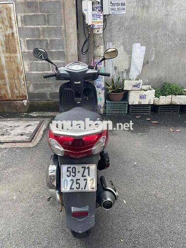 Honda Dylan Đỏ máy em, biển số thành phố