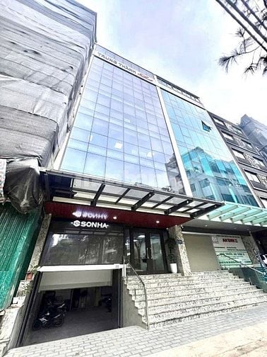 Bán toà Building phố Trần Thái Tông 126m2 x 9 tầng 1 hầm, mt 8.1m