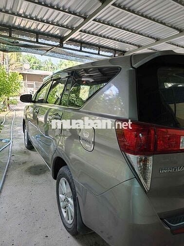 Toyota Innova 2017 Nâu 82.000 k