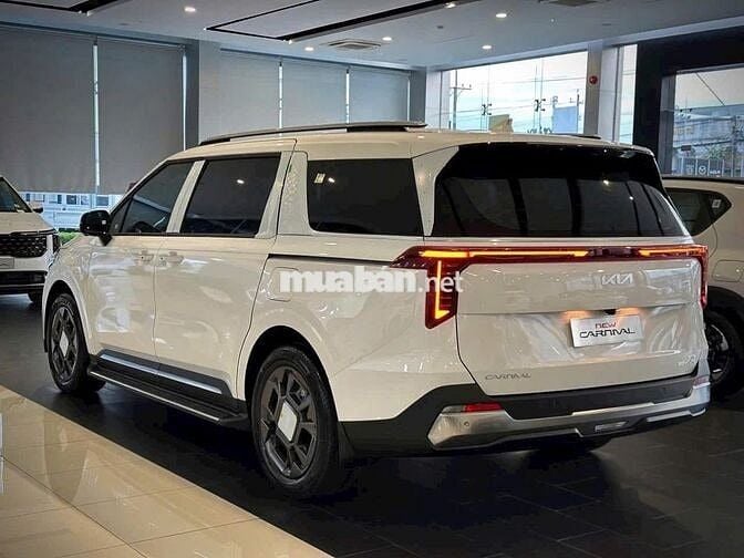 Kia Carnival 1.6T HEV (2 Ghế VIP) Giảm 80 TRIỆU