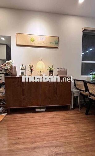 Chuyển công việc Gia đình cần bán Căn thông tầng; 4PN & 4 WC. LH Xem !