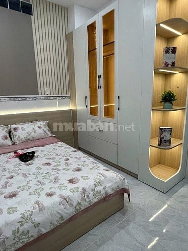 Bán nhà Bình Thạnh đường Hoàng Hoa Thám P.05 63m2 chỉ 1tỷ950tr SHR 