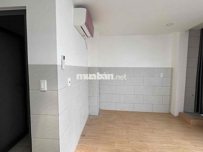 Penhouse cho thuê dài hạn, phù hợp VC ra riêng/mới cưới