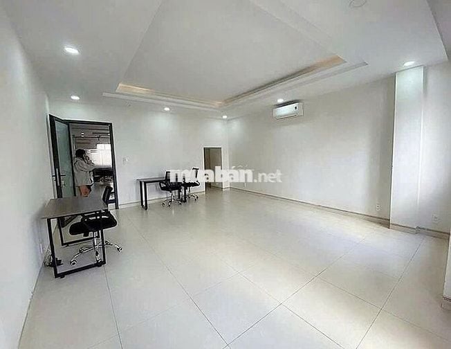 NHÀ ĐẸP SIÊU RẺ- 26F Nguyễn Minh Hoàng, P12,TB - DT 5x21, 3 lầu