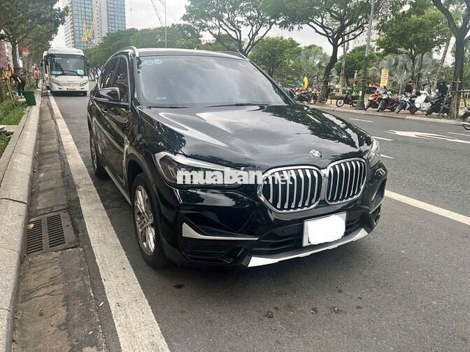 BMW X1 sDrive18i 2021 Đen 45.000 km