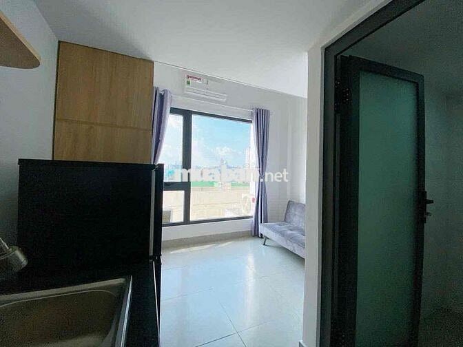 CHDV BAN CÔNG DUPLEX CAO CẤP GẦN NÚT GIAO ÂU CƠ VÀ LAC LONG QUÂN