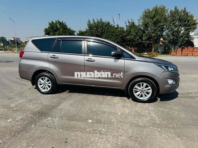Toyota Innova 2019 2.0E MT Nâu
