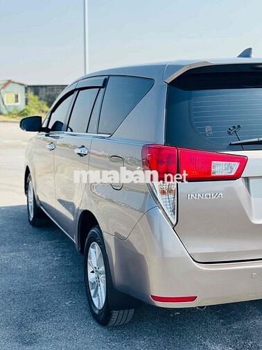 Toyota Innova 2019 2.0E MT Nâu