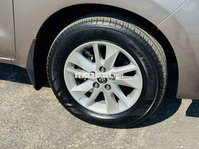 Toyota Innova 2019 2.0E MT Nâu