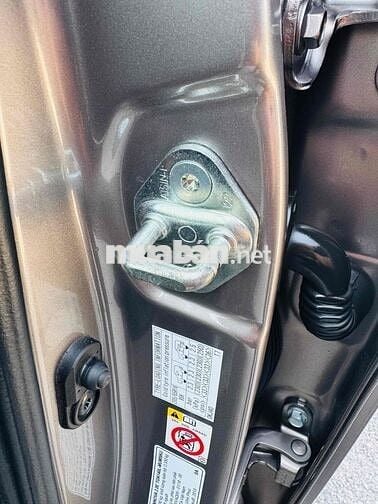 Toyota Innova 2019 2.0E MT Nâu