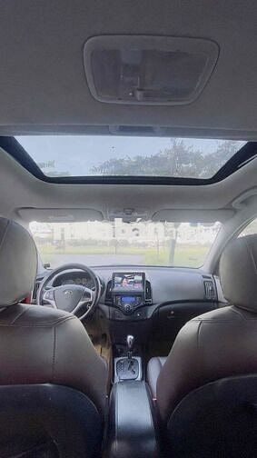 Hyundai i30 CW 2011 Đỏ