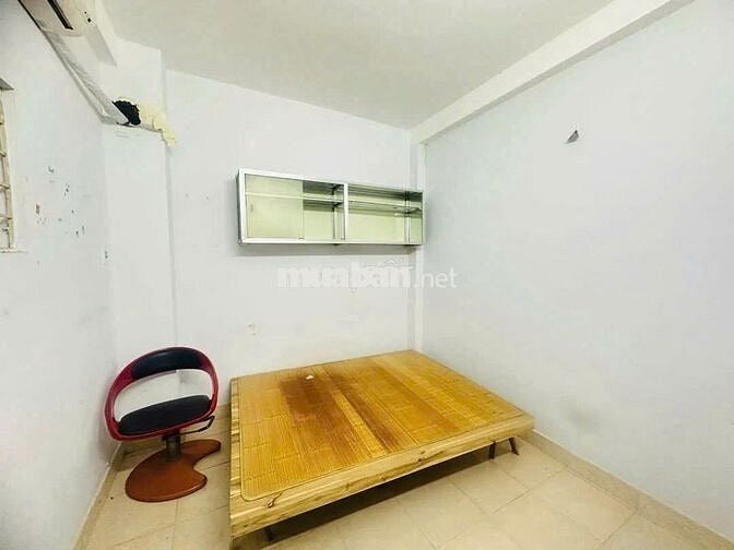 Bán nhà Khuất Duy Tiến 10m ra ô tô tránh, ánh sáng tốt, ở ngay đón tết