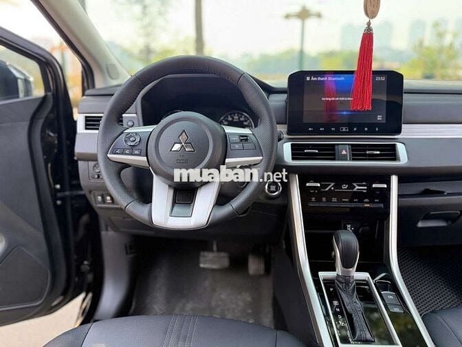 18 992 2023 AT Premium - 56000 km