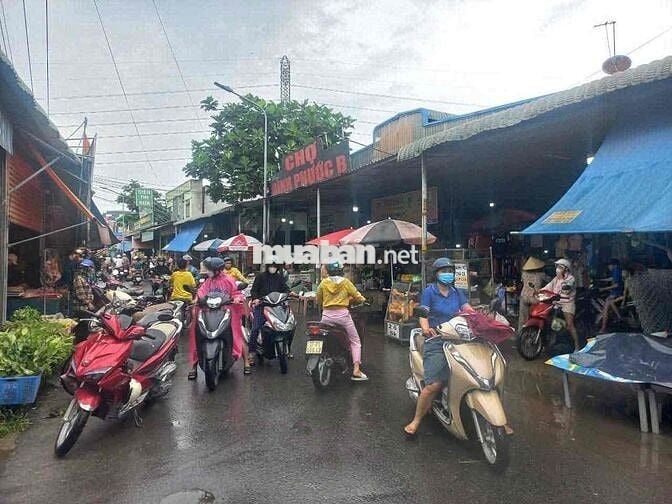 Bán nhà cấp 4 kinh doanh vip tại p bình chuẩn thuận an bình dương