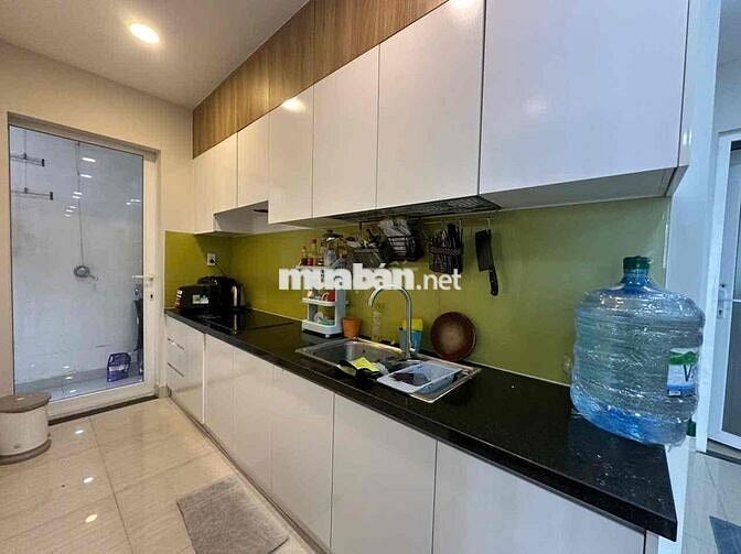 Bán Căn hộ 2PN, 2WC, giá siêu hời 4,25 tỷ, 72m2 tại Đặng Văn Bi, Thủ Đ