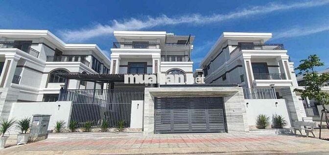 Biệt thự đơn lập số 10 khu dân cư Bửu Long p. Trấn Biên đã hoàn thiện