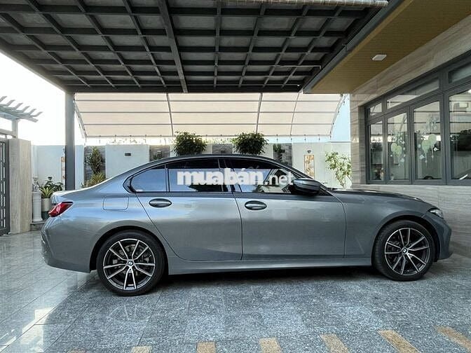 BMW 320i 2024 Sportline 11.000 km