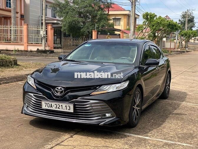 Toyota Camry 2021 2.5 Q nhập Thái