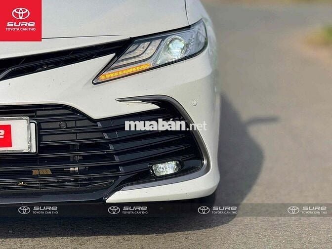 Toyota Camry 2024 2.5Q - siêu lướt 21.000 km