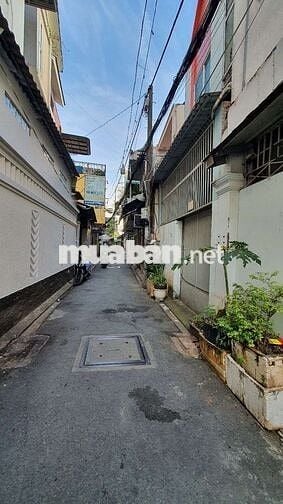 NHỈNH 6 TỶ ,TÂN BÌNH ,P13,  36m2, 4 TẦNG , 4PN , GẦN GA T3, E.TOWN