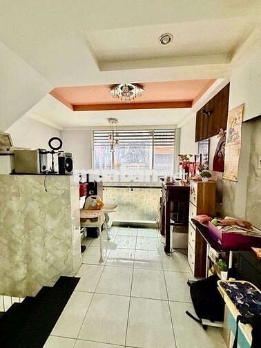 NHỈNH 6 TỶ ,TÂN BÌNH ,P13,  36m2, 4 TẦNG , 4PN , GẦN GA T3, E.TOWN